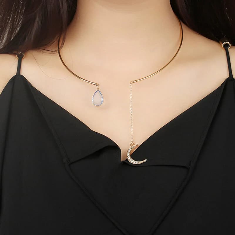 Moon Love Pendant Necklace | Elegant Opal Moon Choker Necklace for Women