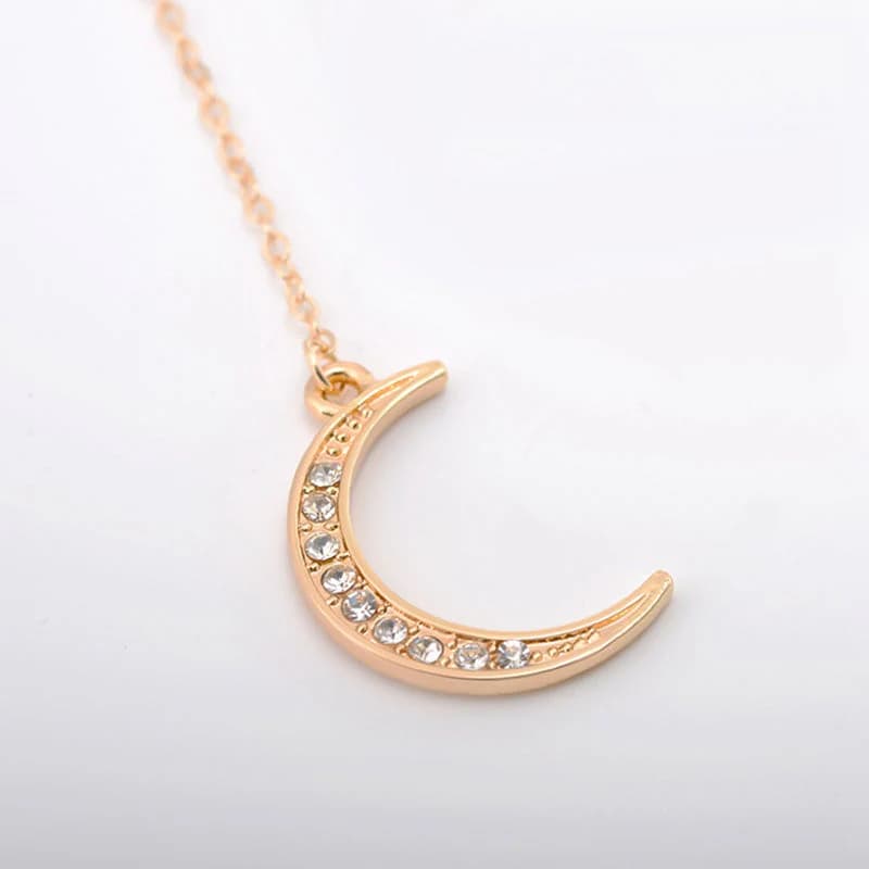 Moon Love Pendant Necklace | Elegant Opal Moon Choker Necklace for Women